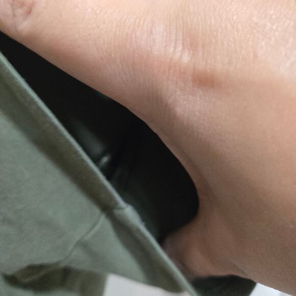 Chico’s Olive Knit Top L Side Tie - Picture 6 of 10